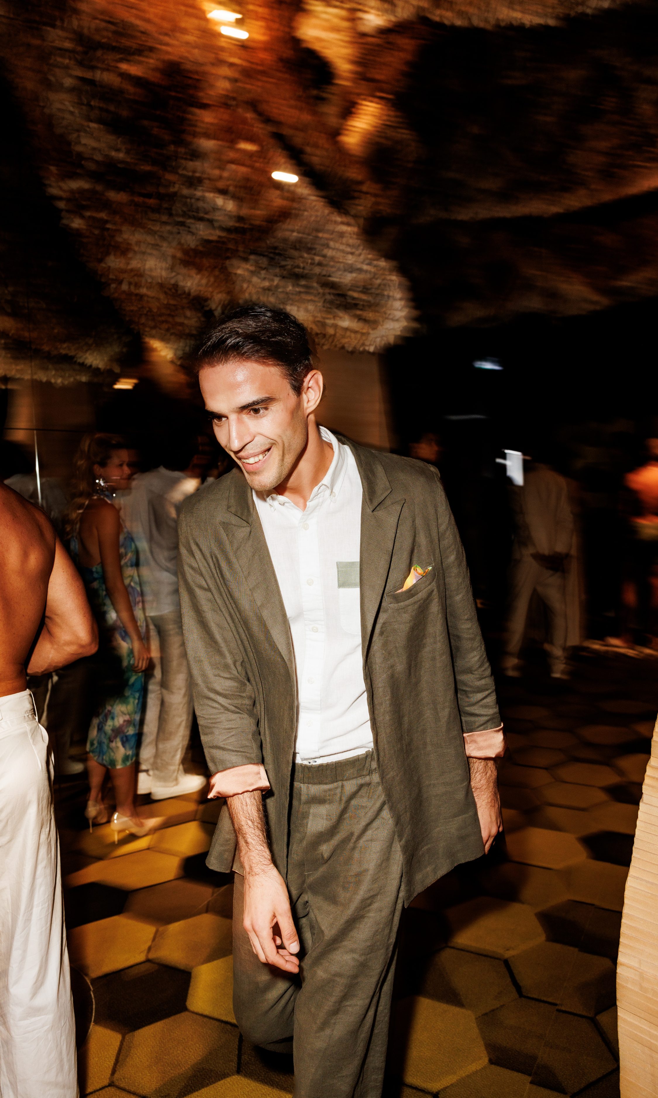 Joseph Tassoni Genderless Oversized Linen Blazer & Loose Linen Pant – Timeless Effortless Tailoring